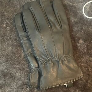 Classic Black Leather Men's Gloves